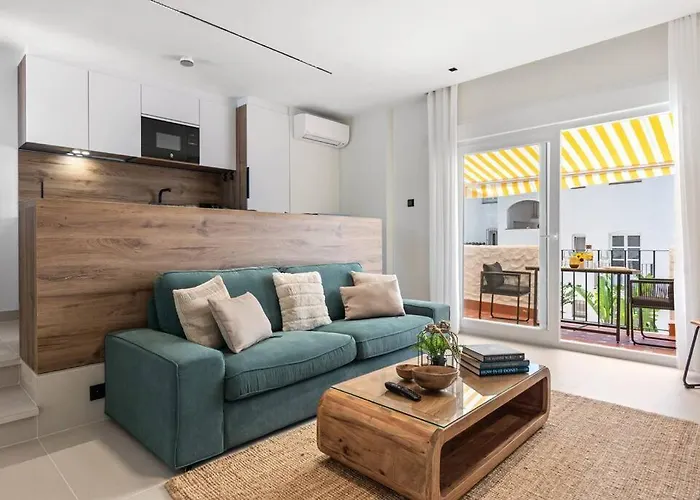 Benavista 1 By Asola Estepona